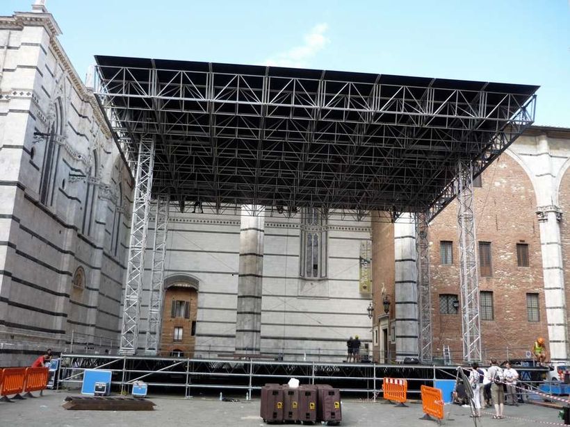 Coro dell'Accademia Nazionale di S. Cecilia a Siena in Piazza Jacopo Della Quercia